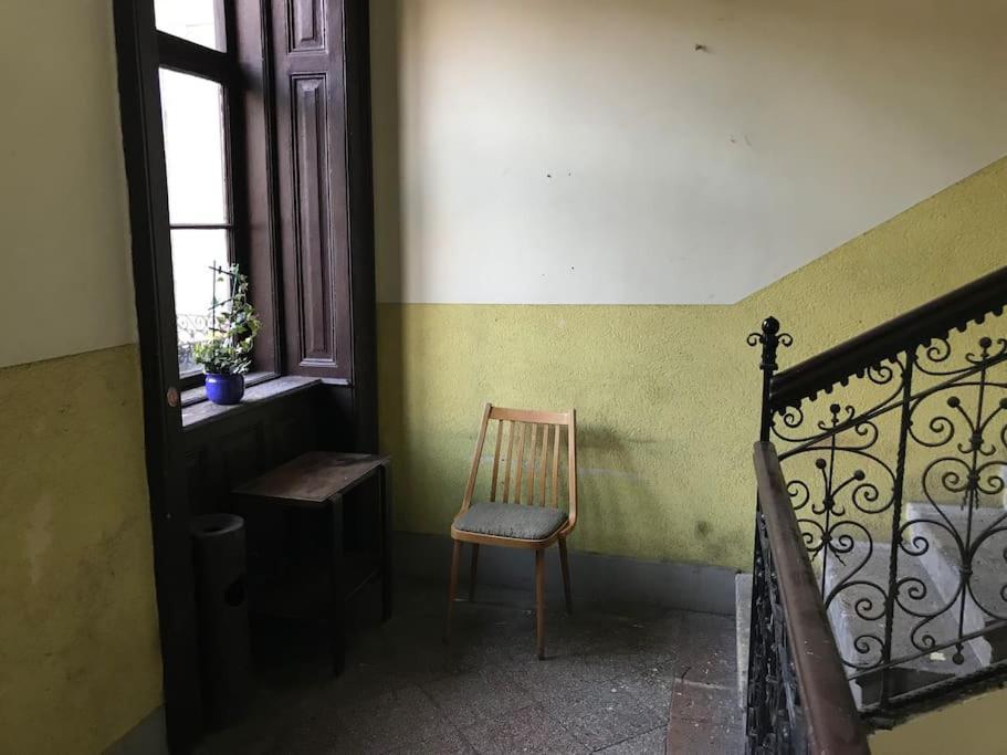 Perfect Location,Newly Decorated Modern, Large Place 60 M2, Really Quiet So You Can Have A Good Night Sleep, Ac, Netflix, Smart Tv, High-Speed Internet, World Famous New York Cafe Only 10 Minutes Walk Budapest Eksteriør billede