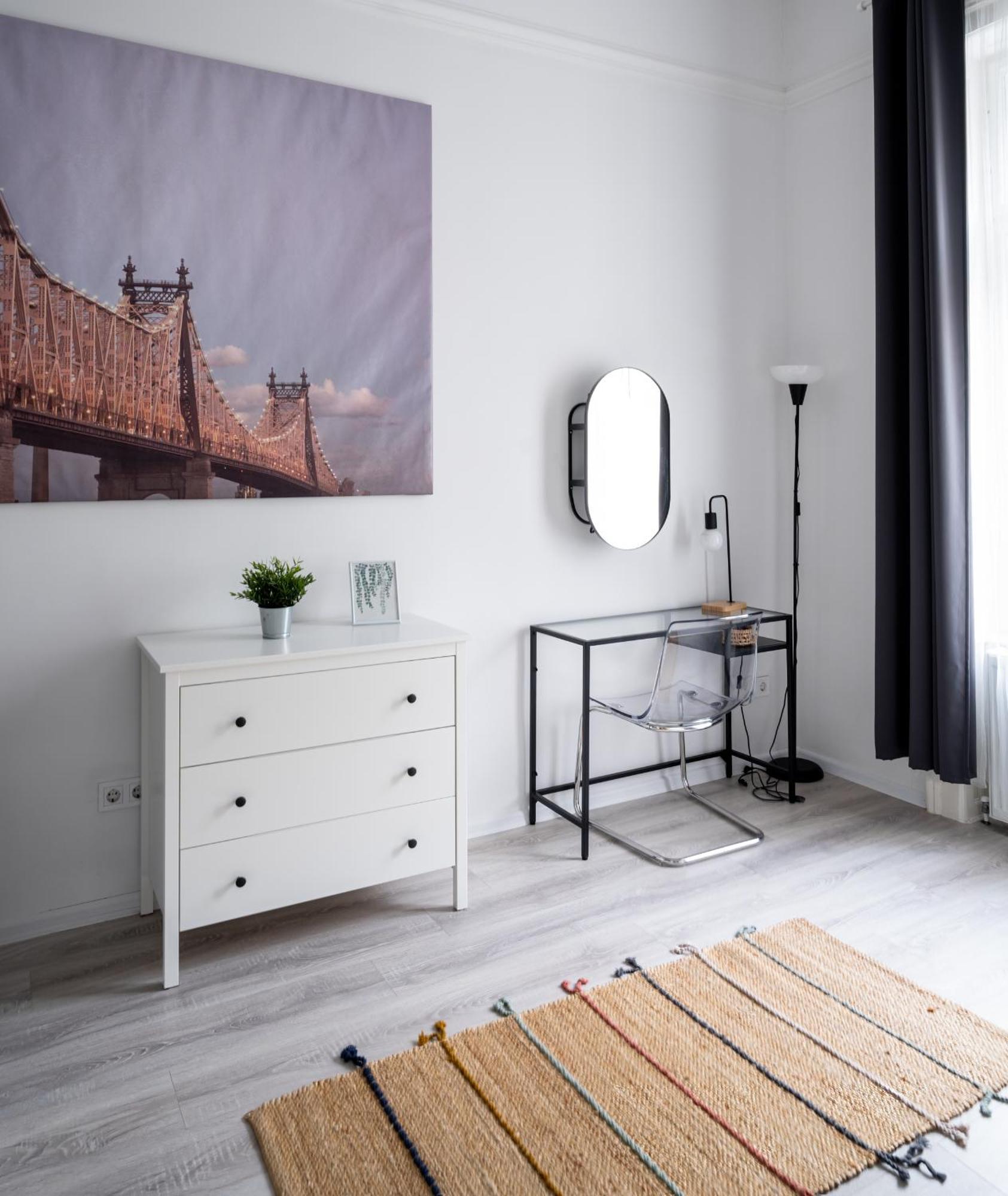 Perfect Location,Newly Decorated Modern, Large Place 60 M2, Really Quiet So You Can Have A Good Night Sleep, Ac, Netflix, Smart Tv, High-Speed Internet, World Famous New York Cafe Only 10 Minutes Walk Budapest Eksteriør billede